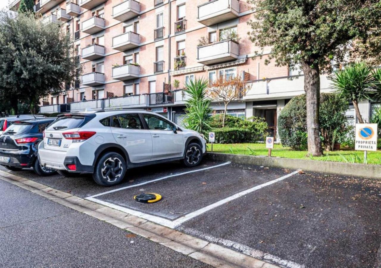 פירנצה La Suite Di Tommy Con Parcheggio Privato מראה חיצוני תמונה